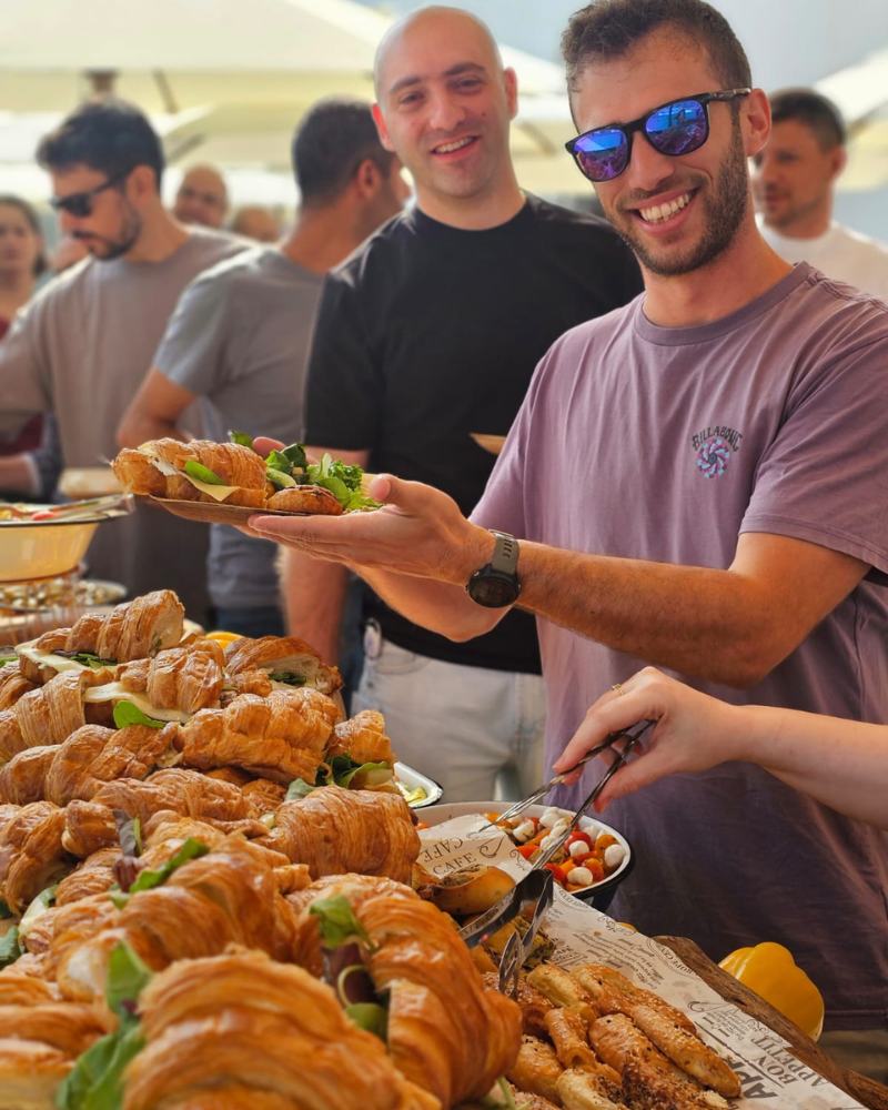 ארוחת בוקר ישראלית – תמונה 11